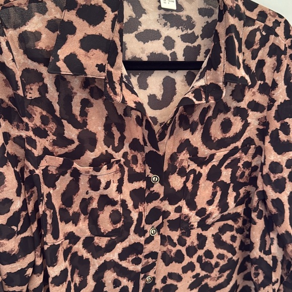 Leopard Print Button-Up Blouse - Picture 8 of 13
